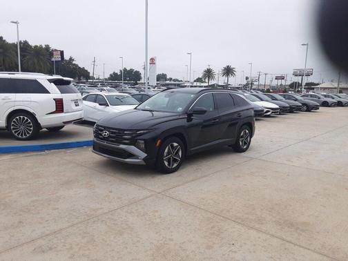 Phantom Black 2025 Hyundai TUCSON SEL