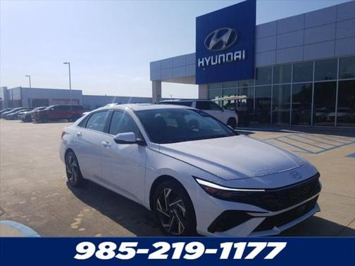 2025 Hyundai ELANTRA Limited