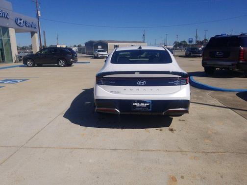 2026 Hyundai SONATA SEL