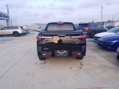 Phantom Black 2026 Hyundai SANTA CRUZ XRT