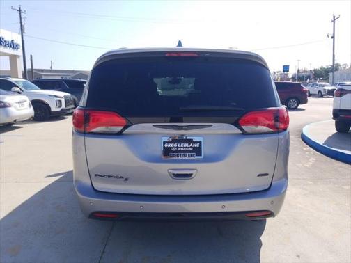 2020 Chrysler Pacifica L