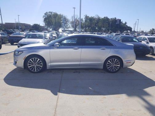 2018 Lincoln MKZ Premiere
