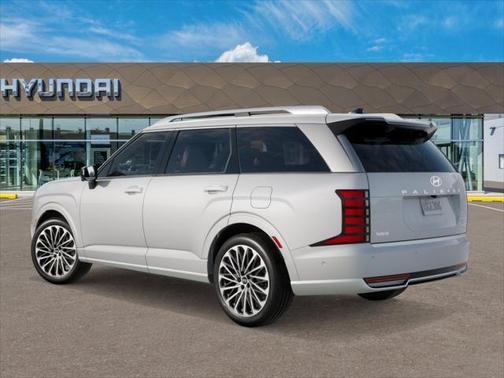 Creamy White Pearl 2027 Hyundai Palisade Hybrid Calligraphy