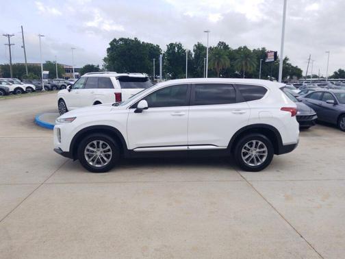 Quartz White 2019 Hyundai SANTA FE SE 2.4