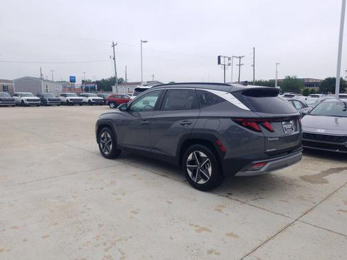 Hampton Gray 2026 Hyundai TUCSON SEL