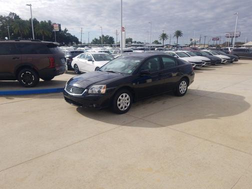 2009 Mitsubishi Galant Base