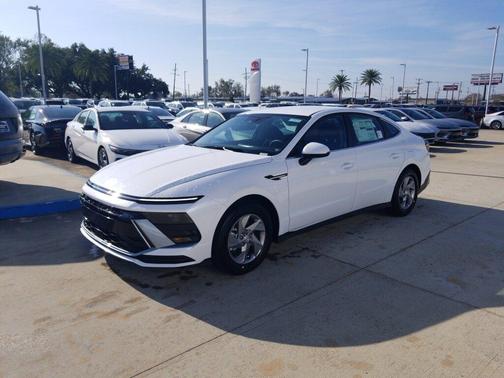 2026 Hyundai SONATA SE