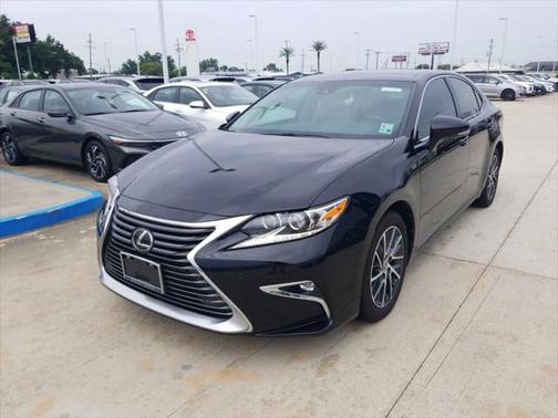 2017 Lexus ES 350 Base