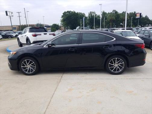 2017 Lexus ES 350 Base