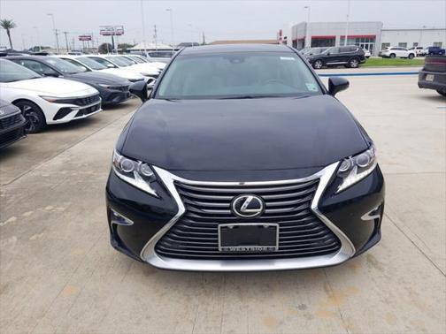 2017 Lexus ES 350 Base