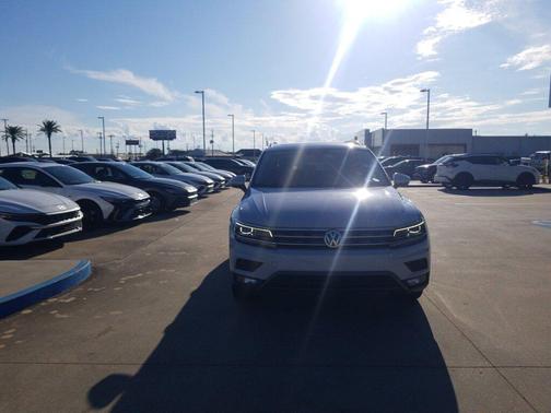 2018 Volkswagen Tiguan 2.0T SEL