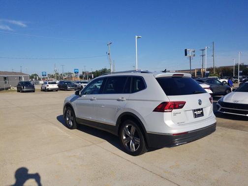 2018 Volkswagen Tiguan 2.0T SEL