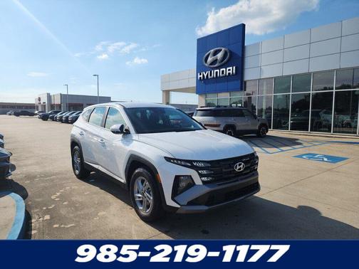 Serenity White Pearl 2026 Hyundai TUCSON SE
