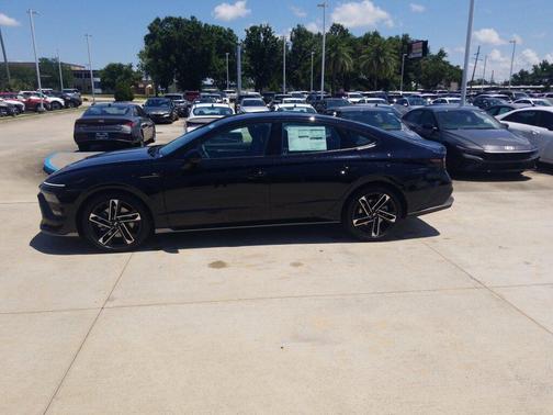 Abyss Black 2026 Hyundai SONATA N Line