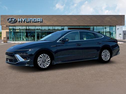 Abyss Black 2026 Hyundai SONATA Hybrid SE