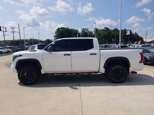 2022 Toyota Tundra Hybrid TRD Pro