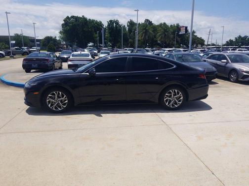 Onyx Black 2023 Hyundai SONATA SEL