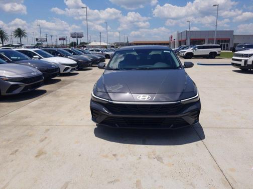 Ecotronic Gray 2026 Hyundai ELANTRA SE