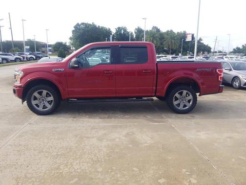 Ruby Red Metallic Tinted Clearcoat 2019 Ford F-150 XLT