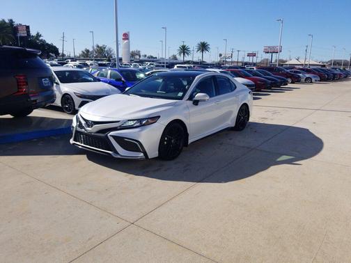 2022 Toyota Camry XSE