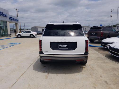 Creamy White Pearl 2026 Hyundai PALISADE SEL Premium