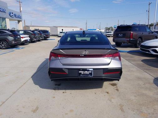 2026 Hyundai ELANTRA Sport