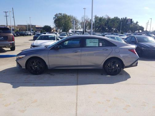 2026 Hyundai ELANTRA Sport