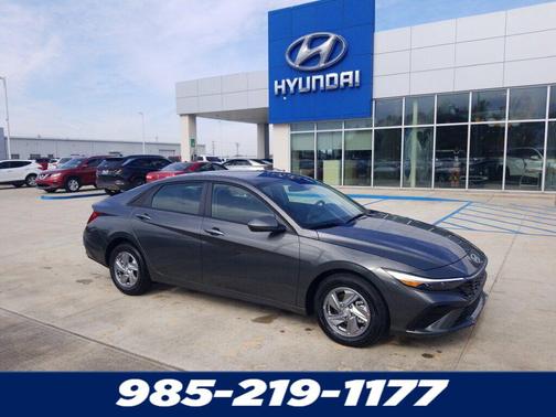 Amazon Gray 2026 Hyundai ELANTRA SE