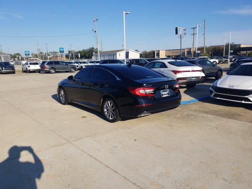 2021 Honda Accord LX 1.5T
