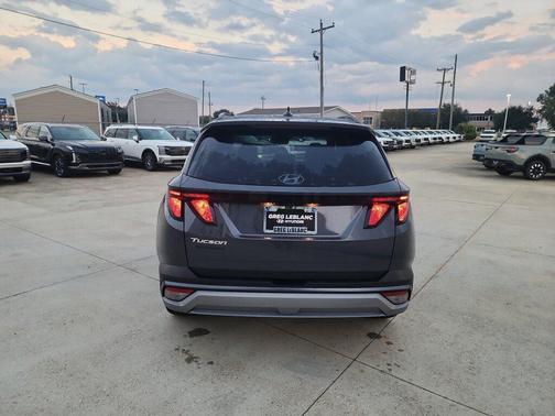 Ecotronic Gray 2026 Hyundai TUCSON SEL
