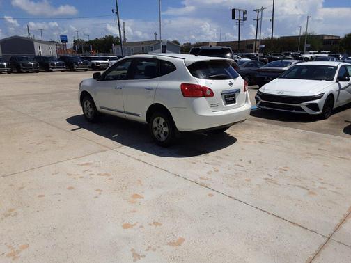 2012 Nissan Rogue S