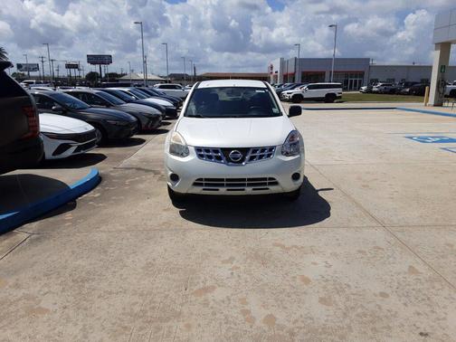 2012 Nissan Rogue S