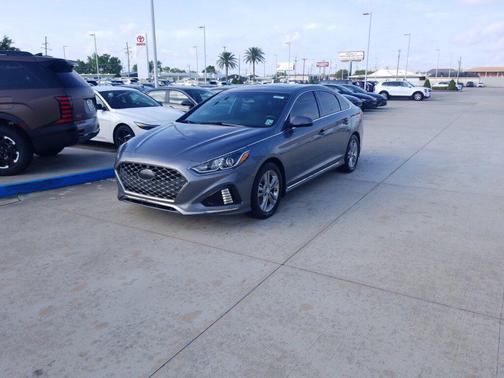 2018 Hyundai SONATA Sport