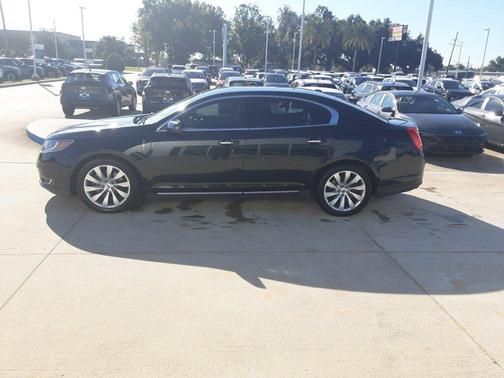 2014 Lincoln MKS Base