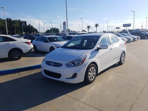 2017 Hyundai Accent SE