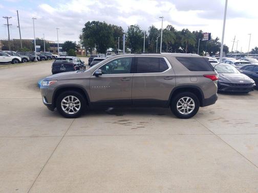 2018 Chevrolet Traverse LT Cloth