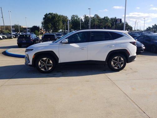 2026 Hyundai TUCSON SEL Convenience