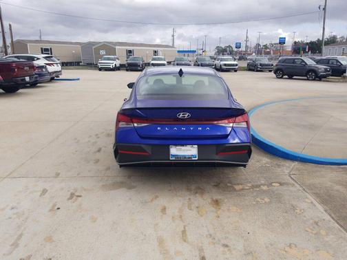 2025 Hyundai ELANTRA Sport