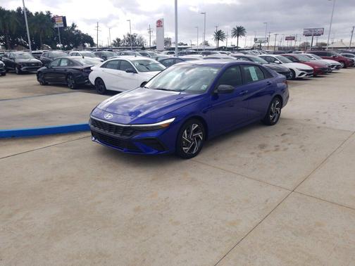 2025 Hyundai ELANTRA Sport