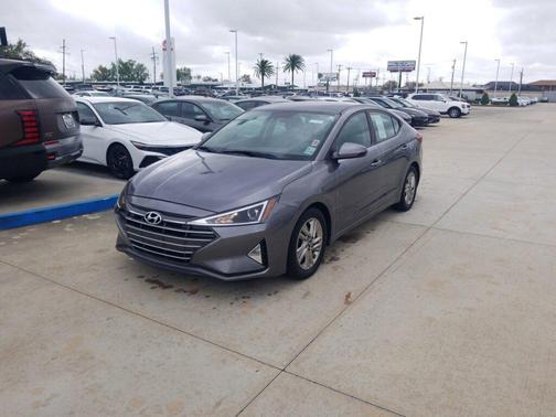 2019 Hyundai ELANTRA SEL