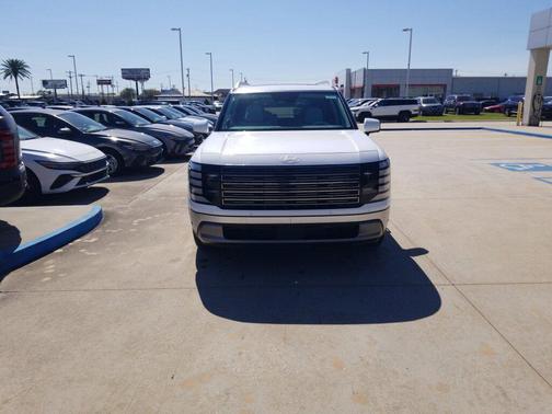 Creamy White Pearl 2026 Hyundai PALISADE SEL Premium