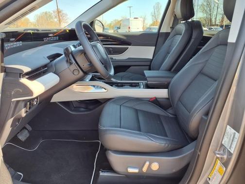 2025 Lincoln Nautilus Reserve