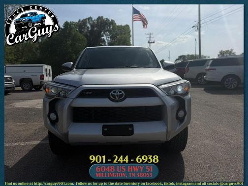 Classic Silver Metallic 2015 Toyota 4Runner SR5 Sport Utility 4D