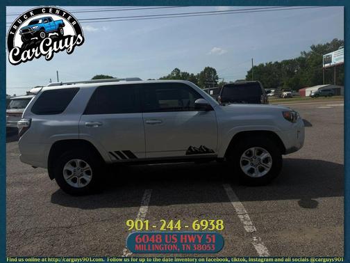 Classic Silver Metallic 2015 Toyota 4Runner SR5 Sport Utility 4D