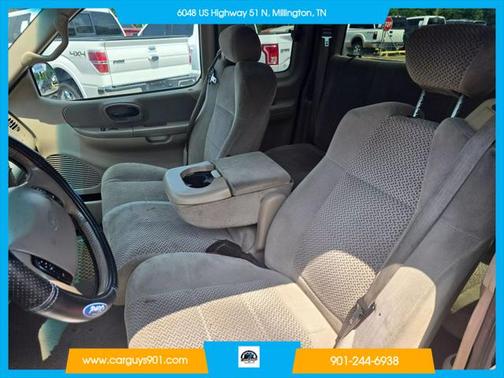 2002 Ford F-150 Short Bed 4D