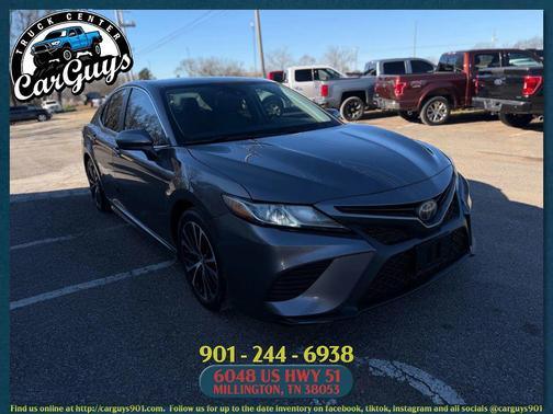 2020 Toyota Camry SE