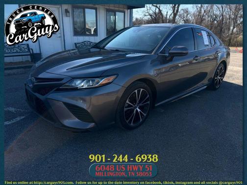 2020 Toyota Camry SE