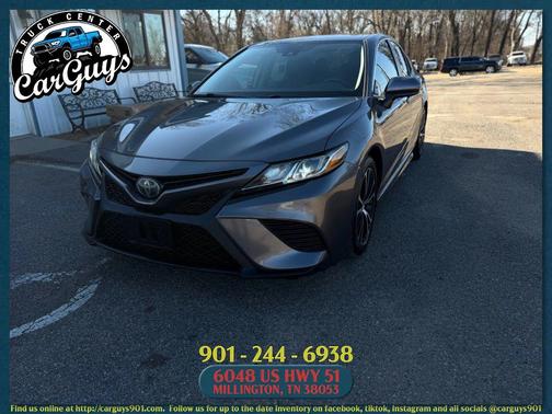 2020 Toyota Camry SE