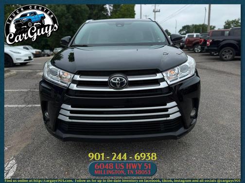 Midnight Black Metallic 2018 Toyota Highlander XLE