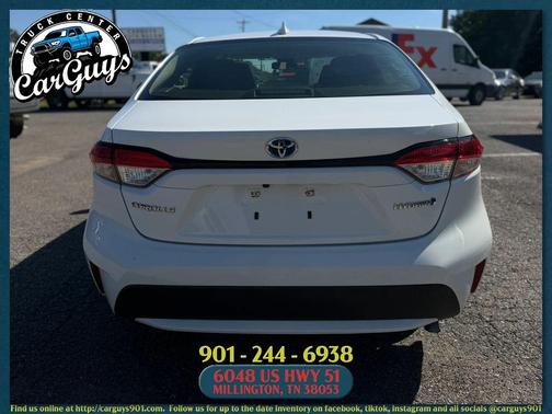 White 2022 Toyota Corolla Hybrid SE